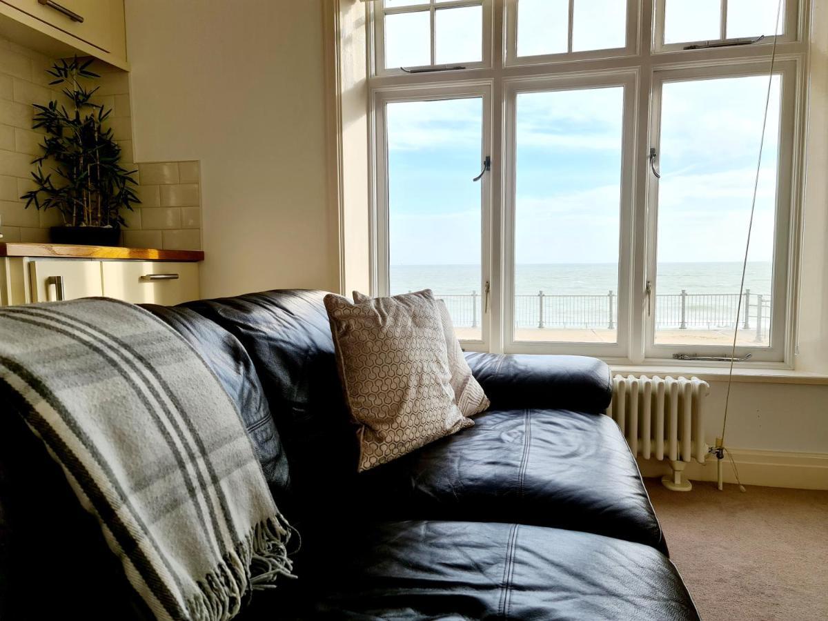 Vitamin Sea Beachfront Apartment Ramsgate - Sleeps 4 Esterno foto